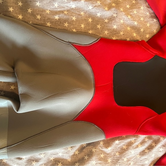 Hurley Youth 302 Fusion wetsuit with chest zip - size 12 EUC - Picture 10 of 11